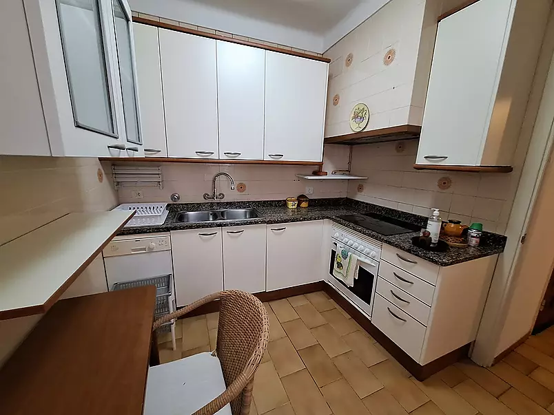 в аренду в Квартиры, 75 m²