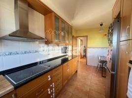  (unifamiliar adossada), 338 m², 九成新, Zona
