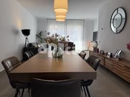 Pis, 130.00 m²