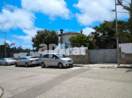 (xalet / torre), 95.00 m², 附近的公共汽車和火車, Calle Àries