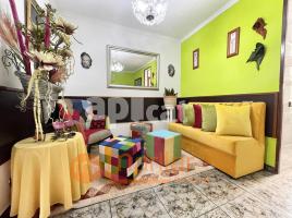 Pis, 52.00 m², prop de bus i tren