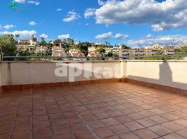 Àtic, 66.00 m², حافلة قرب والقطار, جديد تقريبا