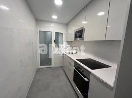Piso, 89.00 m², cerca de bus y tren
