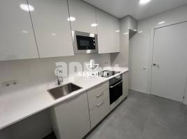 Piso, 89.00 m², cerca de bus y tren