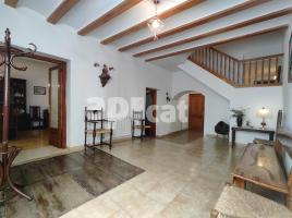 Casa (unifamiliar aïllada), 449.00 m², prop de bus i tren