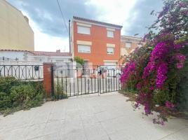 Piso, 110.00 m², cerca de bus y tren