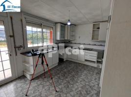  (unifamiliar aïllada), 188.00 m², près de bus et de train