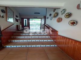 Casa (unifamiliar aïllada), 322.00 m², prop de bus i tren, cerca población
