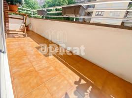 Pis, 106 m², Zona