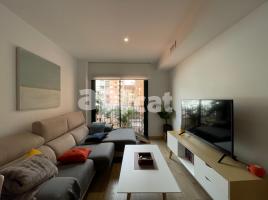 Piso, 54.00 m², cerca bus y metro, seminuevo