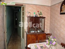 дома (особняк), 452.00 m², pядом автобусный и железнодорожный
