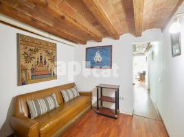 Flat, 74.00 m², close to bus and metro