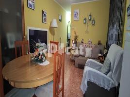 Flat, 60.00 m², near bus and train