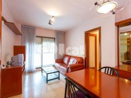 Piso, 71.00 m², cerca de bus y tren