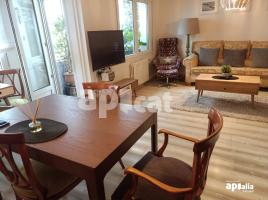 Flat, 84.00 m², near bus and train