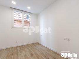 Piso, 88.00 m², cerca de bus y tren