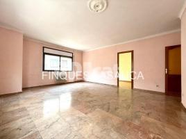 Piso, 108.00 m², cerca de bus y tren, Calle Vicenç Dauner, 2