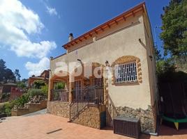  (xalet / torre), 231.00 m², fast neu