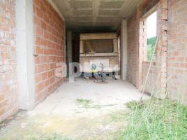  (xalet / torre), 150.00 m², presque neuf