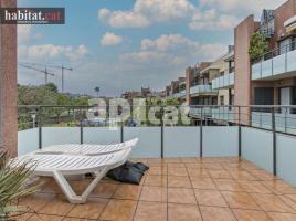 Pis, 118.00 m², حافلة قرب والقطار, جديد تقريبا