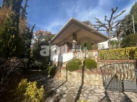 Casa (chalet / torre), 221.00 m²