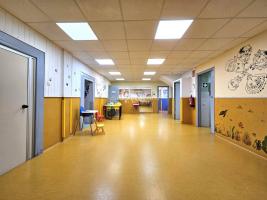 Lloguer local comercial, 402.00 m²