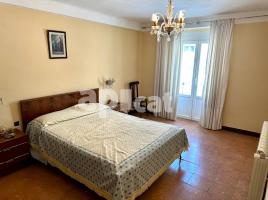Casa (unifamiliar aïllada), 319.00 m², prop de bus i tren