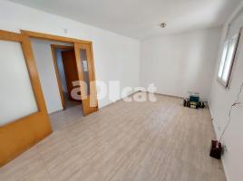 Flat, 70.00 m², near bus and train