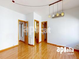 Flat, 76.00 m², near bus and train