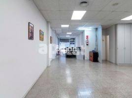 Business premises, 178 m², Zona