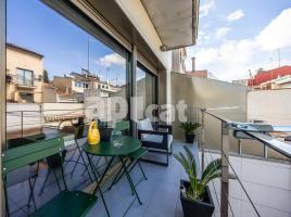 Casa (unifamiliar adossada), 271.00 m², prop de bus i tren, seminou