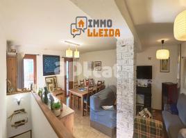  (unifamiliar adossada), 232.00 m², Calle de l'Església