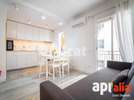 Flat, 57.00 m², near bus and train