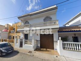 Casa (unifamiliar adosada), 102.00 m², cerca de bus y tren, seminuevo