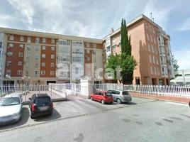 Piso, 93.00 m², cerca de bus y tren