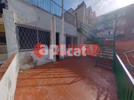 Casa (unifamiliar aislada), 325.00 m², cerca de bus y tren, Centre