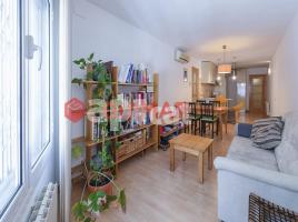 Pis, 78.00 m², على مقربة من الحافلات والمترو