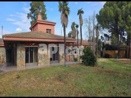  (unifamiliar aïllada), 574.00 m², حافلة قرب والقطار