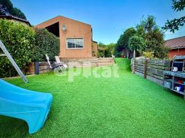 Houses (villa / tower), 130.00 m²