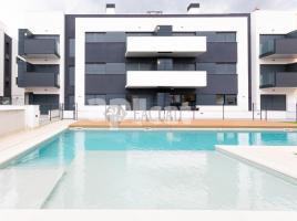 Квартиры, 74.89 m², pядом автобусный и железнодорожный, новый, Bardají