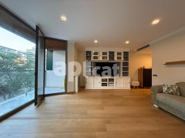 Pis, 102.00 m², حافلة قرب والقطار