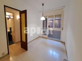 Pis, 77.00 m², prop de bus i tren
