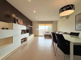 Pis, 103.00 m²