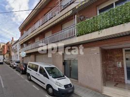 Pis, 79.00 m², prop de bus i tren