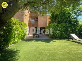 дома (особняк), 396.00 m², pядом автобусный и железнодорожный, почти новый, L'Ametlla del Vallès