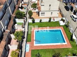 Houses (terraced house), 114 m², Zona