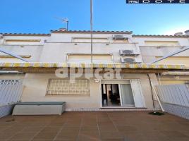 Houses (terraced house), 114 m², Zona