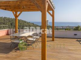 Casa (unifamiliar aislada), 332.00 m², cerca de bus y tren, nuevo, Avenida dels Garrofers