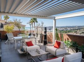 Casa (unifamiliar aislada), 308.00 m², cerca de bus y tren, seminuevo