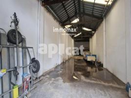 Industrial, 160 m², Zona